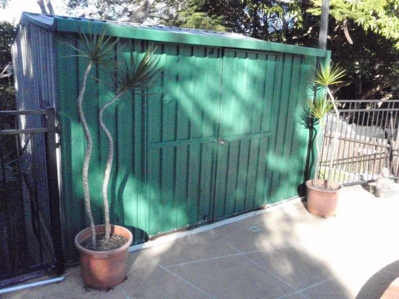 9 Wilson Street, Labrador QLD 4215