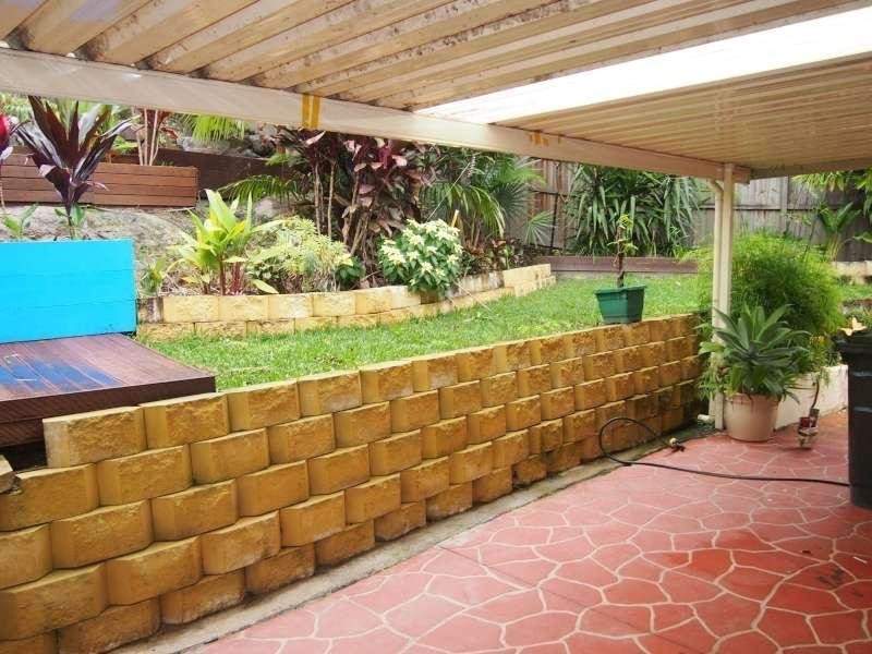 2/18 Columbia Court, Oxenford QLD 4210