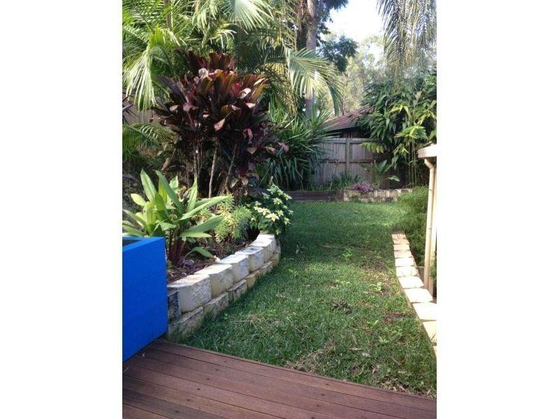 2/18 Columbia Court, Oxenford QLD 4210