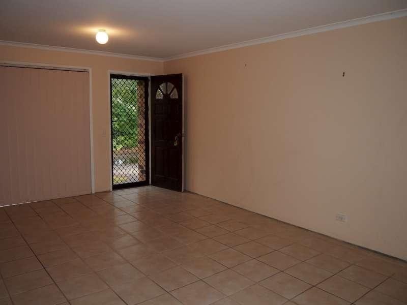 2/18 Columbia Court, Oxenford QLD 4210