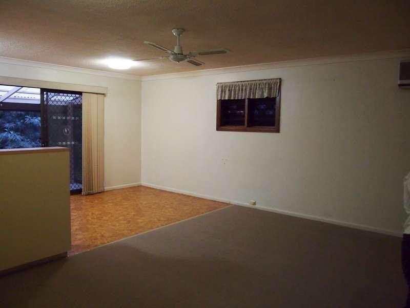 19 Sunbird Avenue, Paradise Point QLD 4216