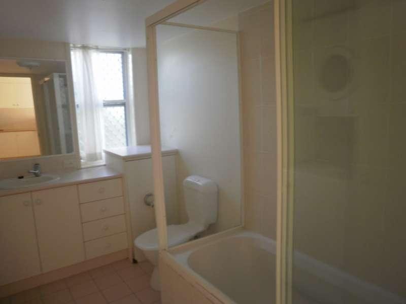 1/85 Petrel Avenue, Mermaid Beach QLD 4218