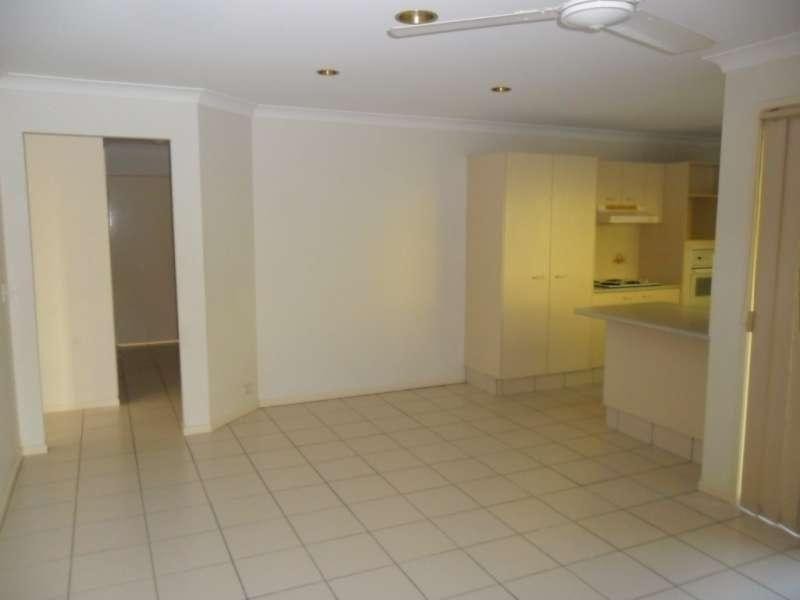 19 Masters Street, Arundel QLD 4214