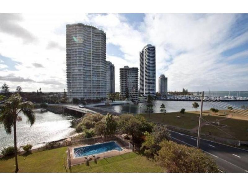 16/554 Marine Parade, Biggera Waters QLD 4216