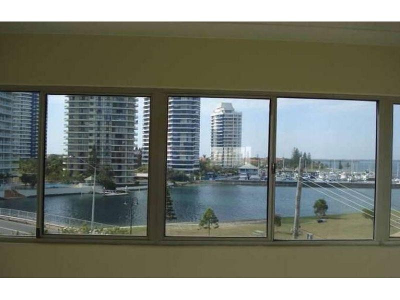 16/554 Marine Parade, Biggera Waters QLD 4216