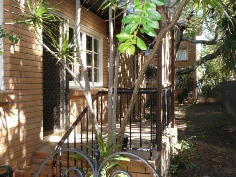 3/158 Frank Street, Labrador QLD 4215