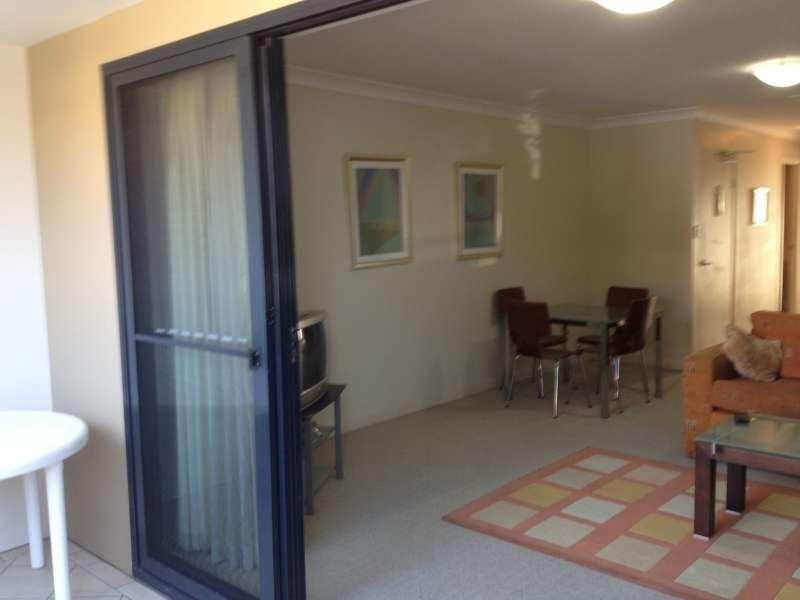 117/392 Marine Parade, Labrador QLD 4215