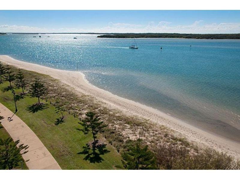 117/392 Marine Parade, Labrador QLD 4215