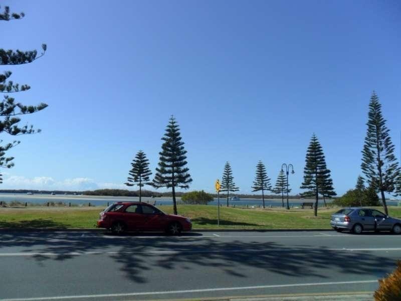 6/496 Marine Parade, Biggera Waters QLD 4216