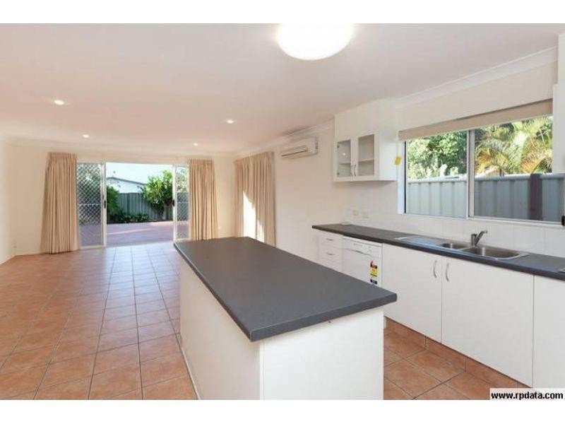 105 Minnie Street, Southport QLD 4215