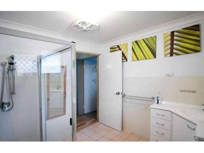 2/58 Blake Street, Southport QLD 4215
