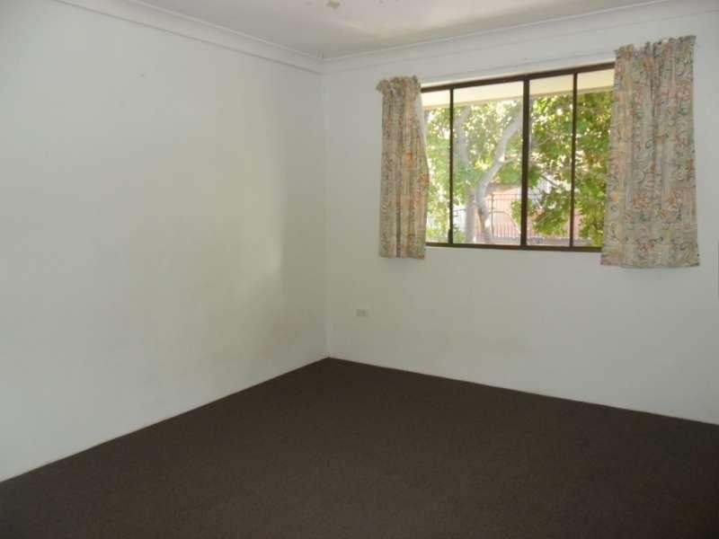 2/3 North Street, Southport QLD 4215