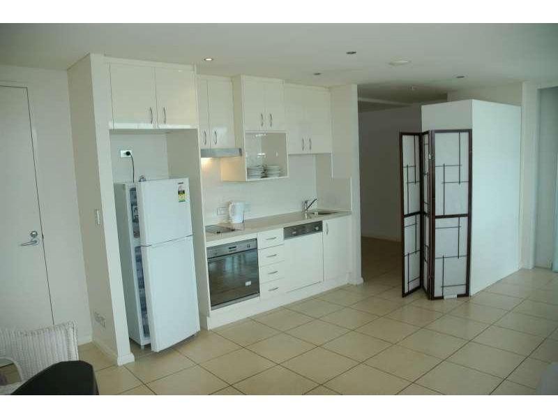 513B/1 Como Crescent, Southport QLD 4215