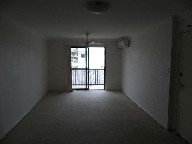 11/12 Monaco Street, Surfers Paradise QLD 4217