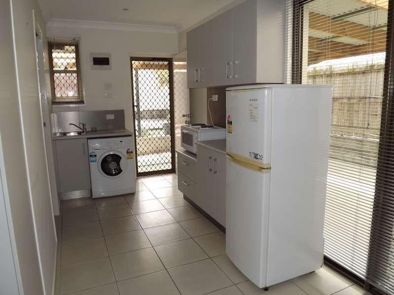 B/12 Jarmo Crescent, Southport QLD 4215