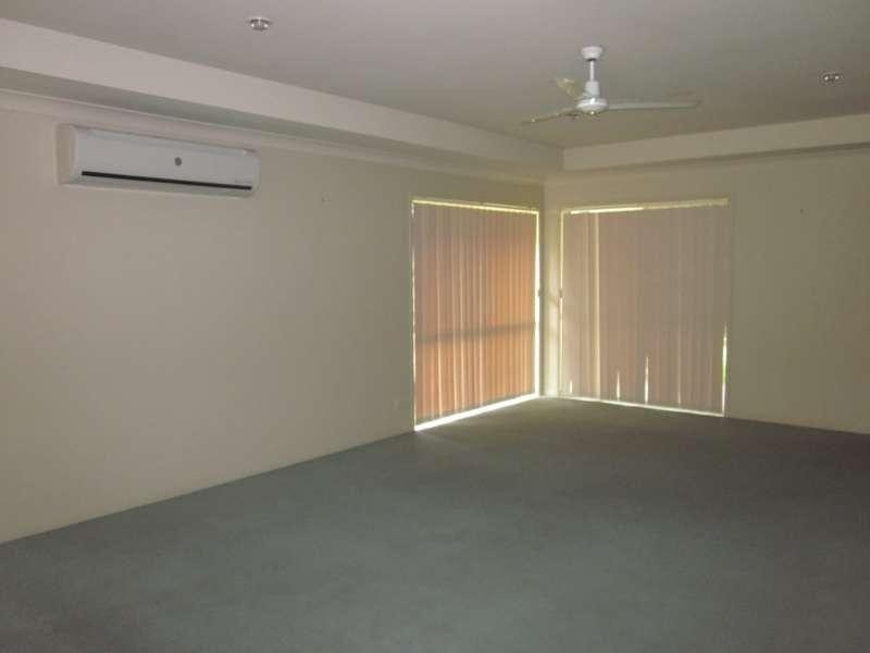 24 Meadowbank Drive, Coomera QLD 4209