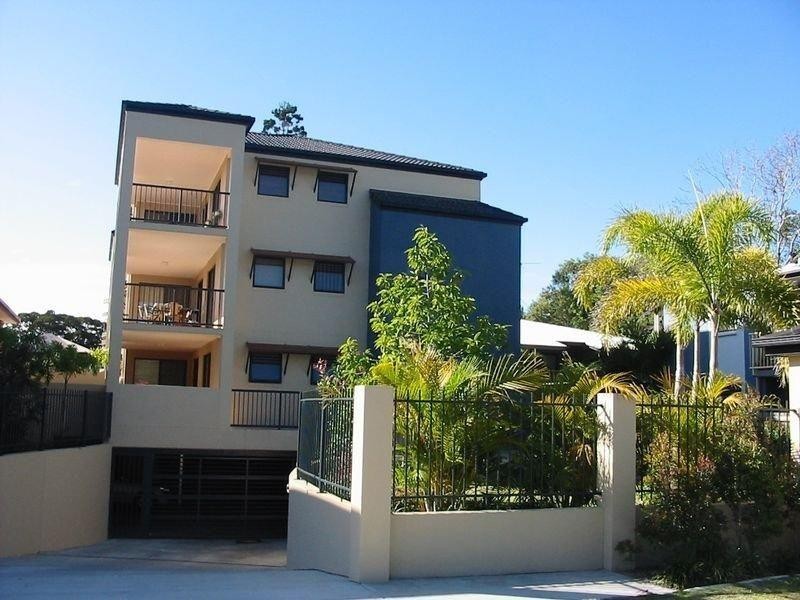 6/31 Middle Street, Labrador QLD 4215