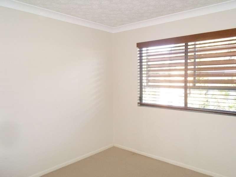 6/31 Middle Street, Labrador QLD 4215