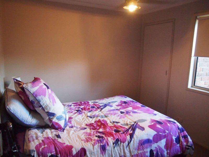 1/12 Senate Street, Labrador QLD 4215