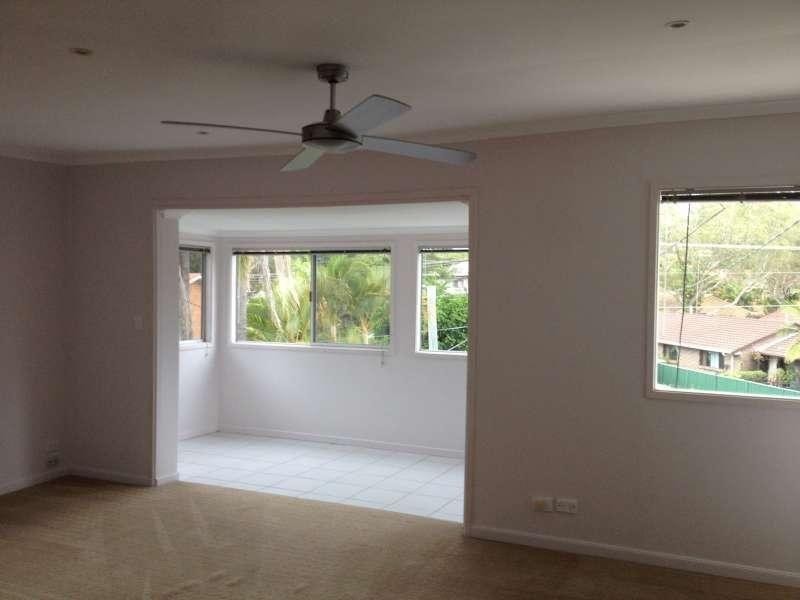 5 Enid Avenue, Southport QLD 4215