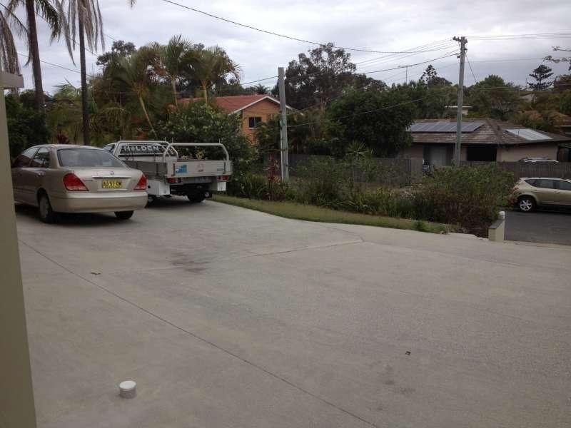 5 Enid Avenue, Southport QLD 4215