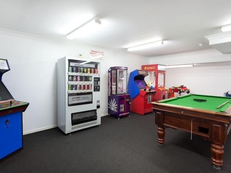 17A Great Hall Drive, Miami QLD 4220