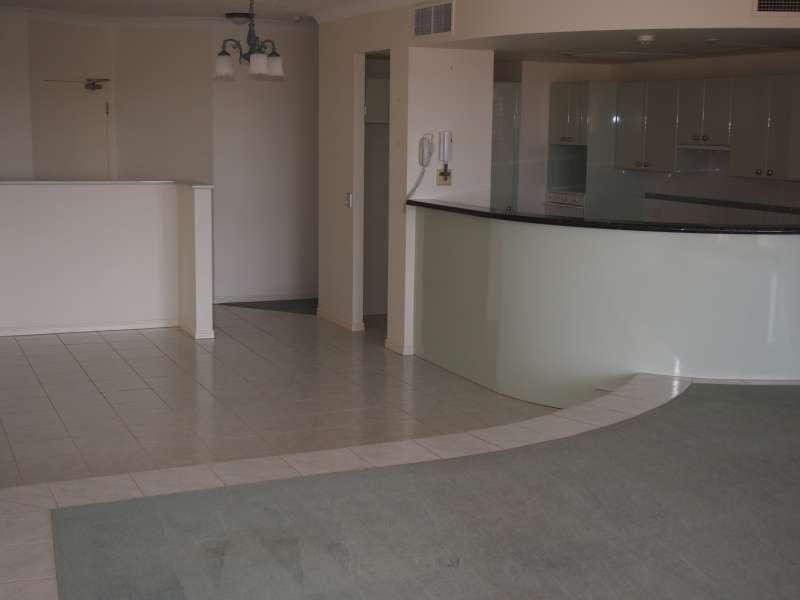 17A Great Hall Drive, Miami QLD 4220
