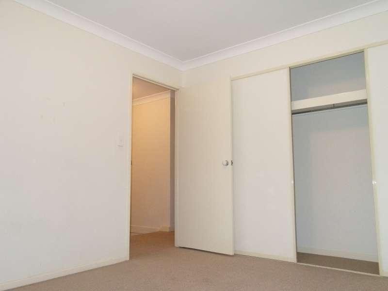 4/183 Government Road, Labrador QLD 4215