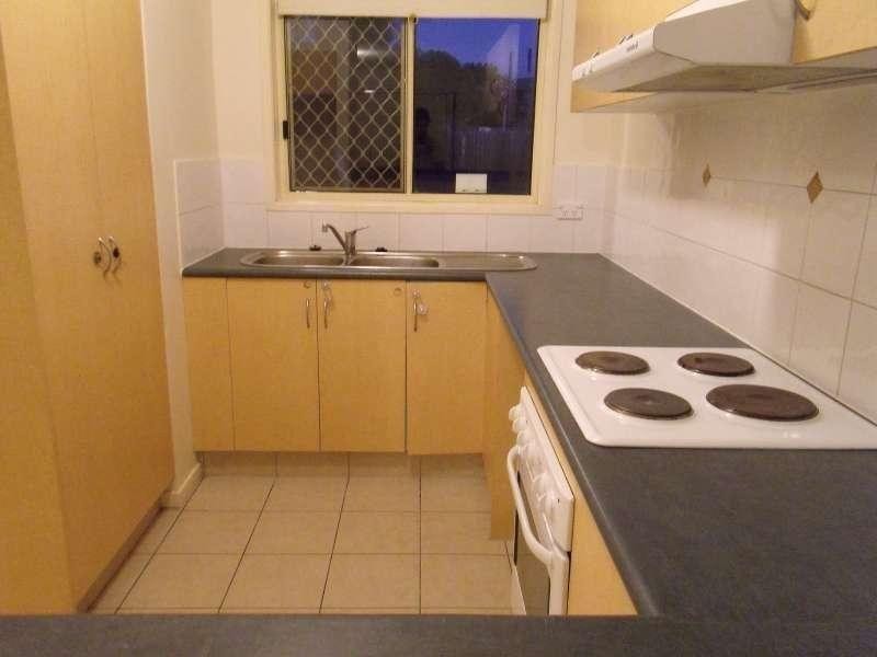 4/183 Government Road, Labrador QLD 4215