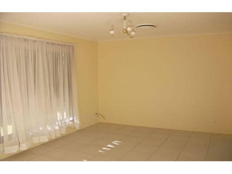 7 Apia Avenue, Clear Island Waters QLD 4226