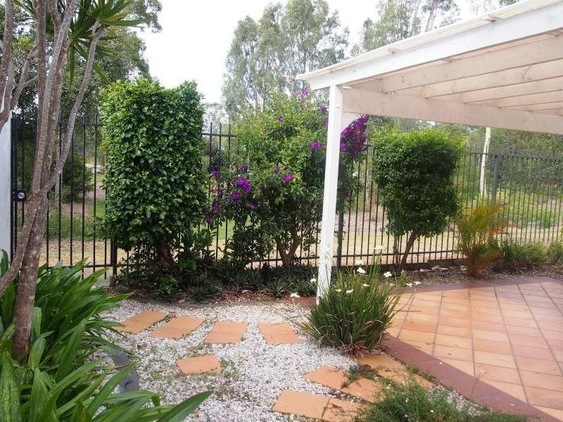 17/70 Marbella Drve, Benowa QLD 4217