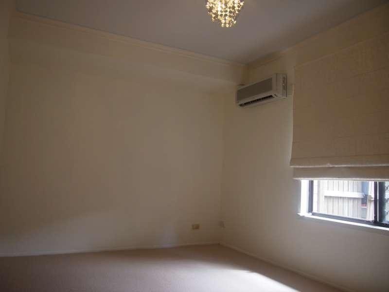 2/26 Botanical Drive, Labrador QLD 4215