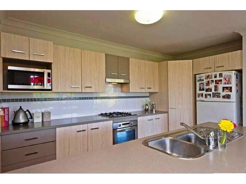 16 Apollo Place, Oxenford QLD 4210