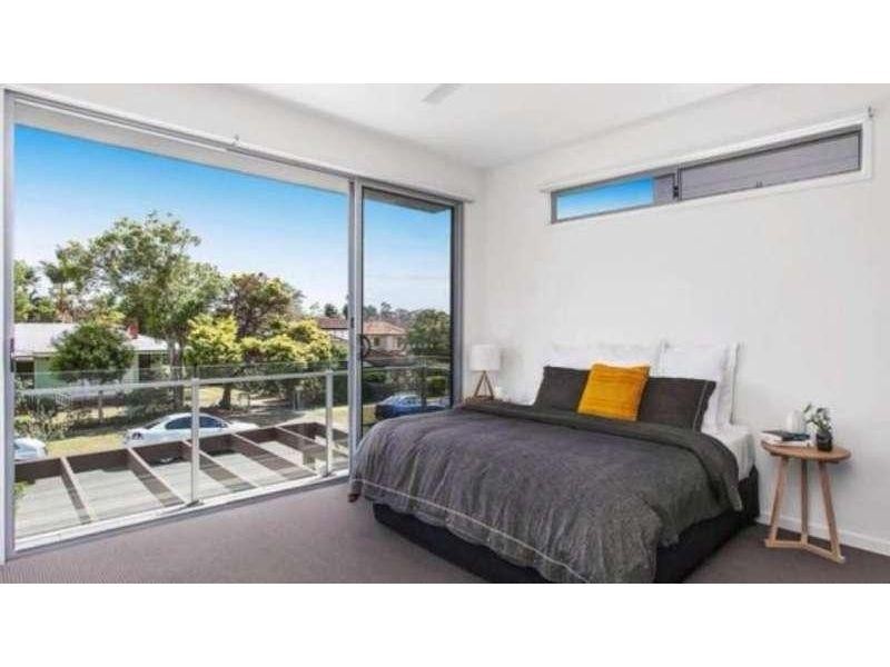 1/132 Eugaree Street, Southport QLD 4215