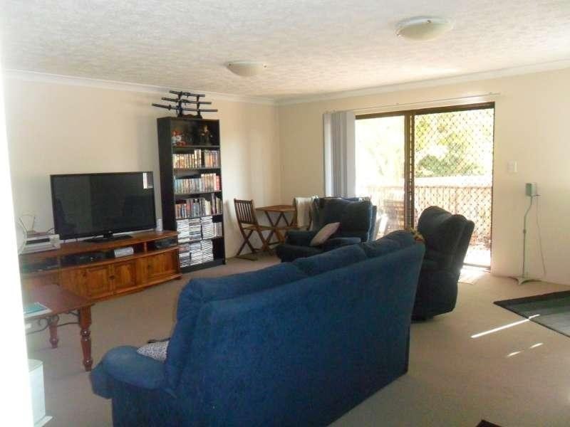 2/146 High Street, Southport QLD 4215