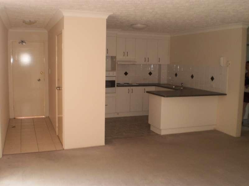 2/146 High Street, Southport QLD 4215