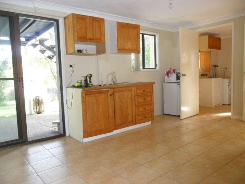 568B Nerang-Southport Road, Ashmore QLD 4214