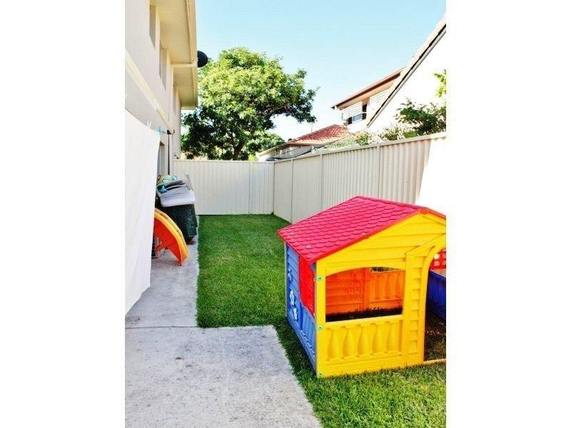 3/71 Falconer Street, Southport QLD 4215