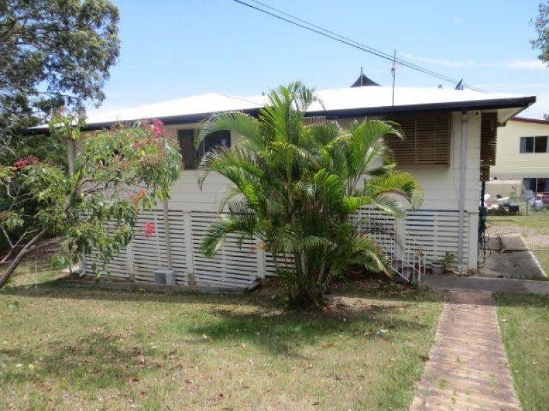 70 Woomera Crescent, Southport QLD 4215