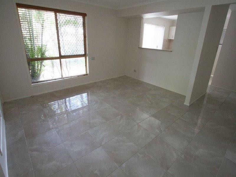 1/259 Christine Avenue, Varsity Lakes QLD 4227