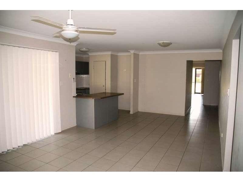 6 Temple Island Circuit, Oxenford QLD 4210