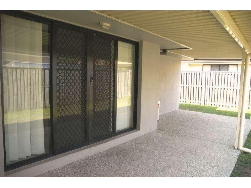 6 Temple Island Circuit, Oxenford QLD 4210