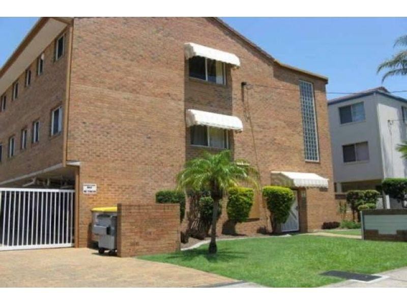 10/4 Brighton Street, Biggera Waters QLD 4216