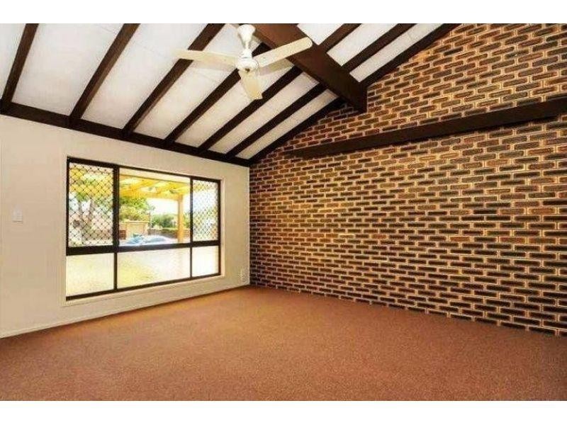 4 Carib Court, Burleigh Waters QLD 4220