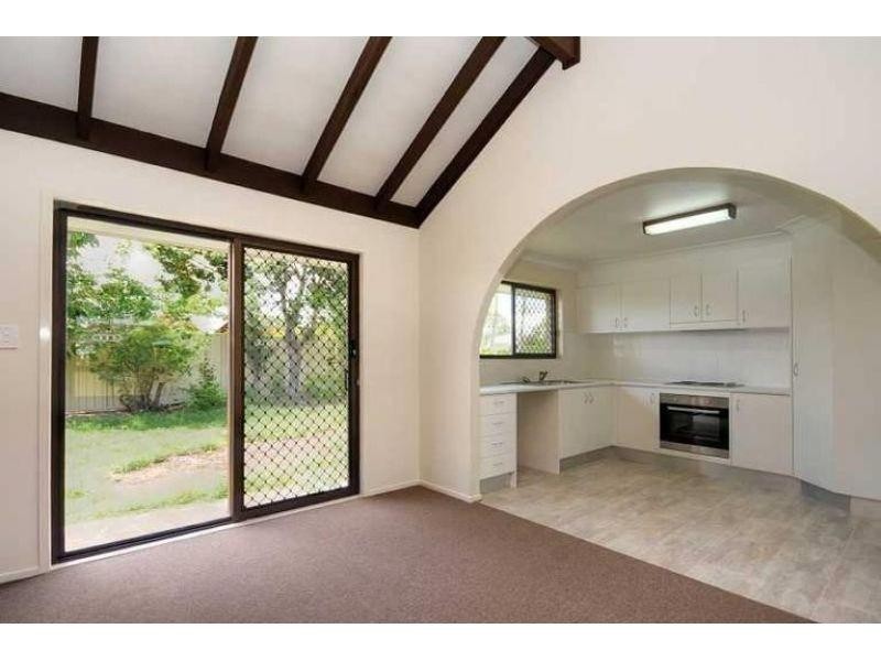 4 Carib Court, Burleigh Waters QLD 4220