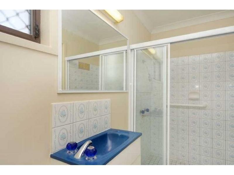 4 Carib Court, Burleigh Waters QLD 4220