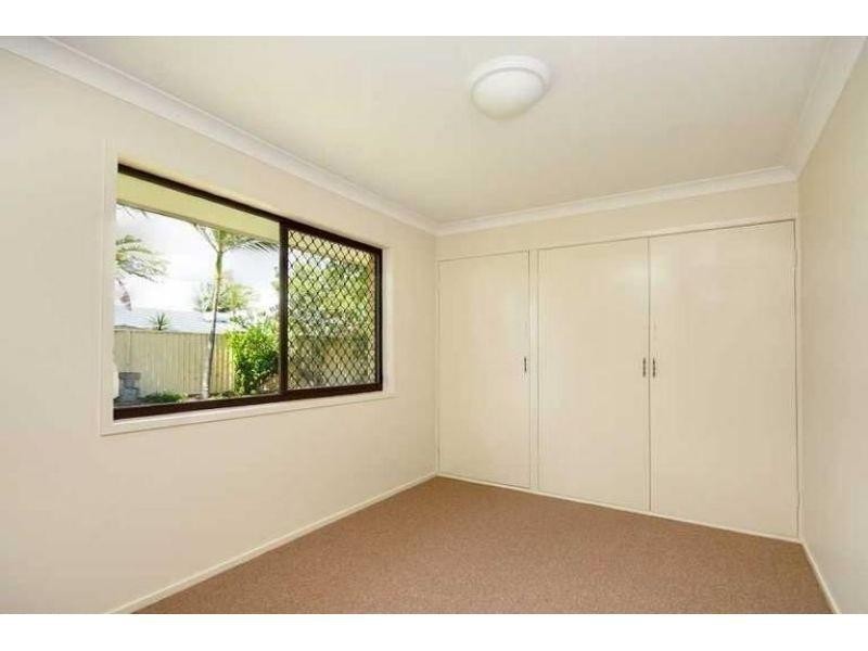 4 Carib Court, Burleigh Waters QLD 4220
