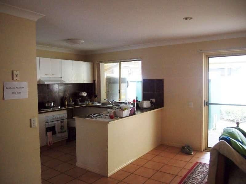 2/14 Louise Street, Southport QLD 4215