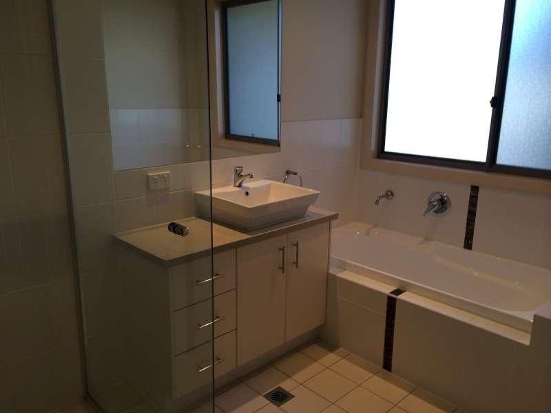 4/59 Muir Street, Labrador QLD 4215