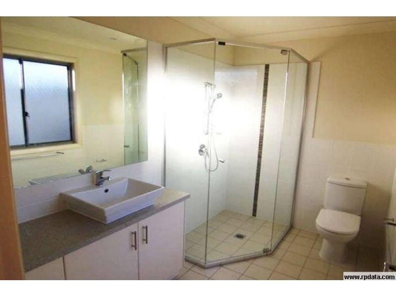 4/59 Muir Street, Labrador QLD 4215